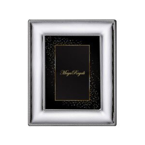 Cornice portafoto argento con design elegante e dettagli raffinati.