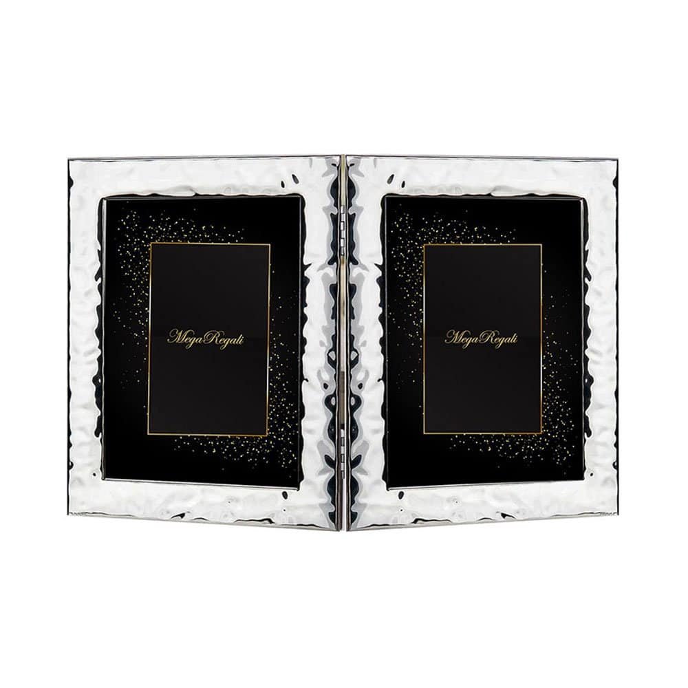 PORTAFOTO DOPPIO MAREA LUCIDO ARGENTO BILAMINATO RETRO LEGNO 1 Immagine di una scatola regalo elegante con decorazioni dorate e sfondo nero raffinato.