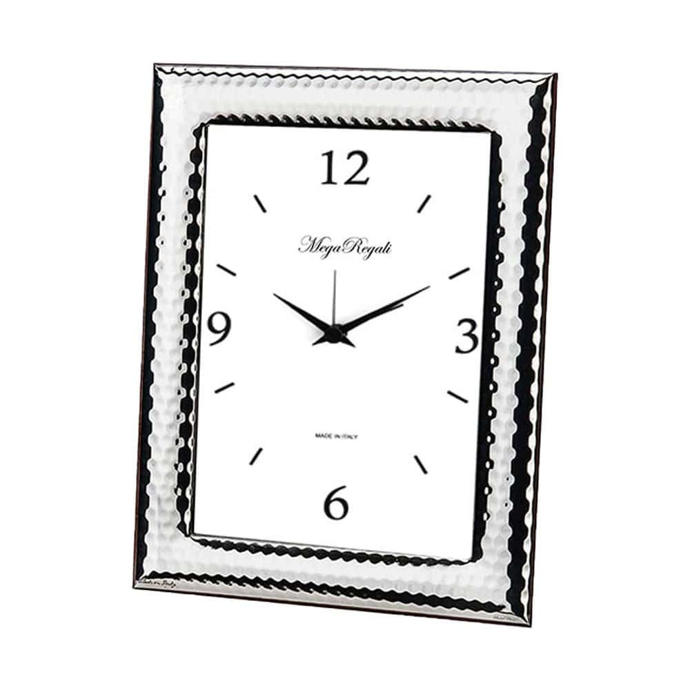 SVEGLIA MARTELLATA LUCIDA MISURA ESTERNA 13X18 ARGENTO BILAMINATO RETRO LEGNO 1 Orologio da parete con cornice decorativa e design elegante, perfetto per arredare la casa con stile.